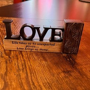 Wooden Love decor